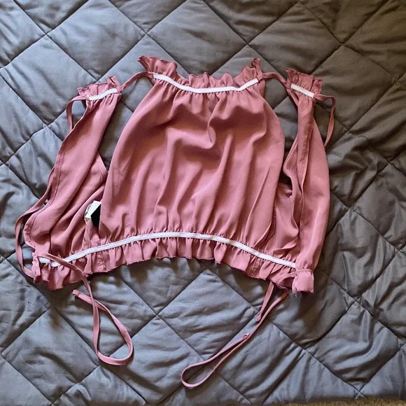 SHEIN Pink backless blouse - Picture 3 of 11